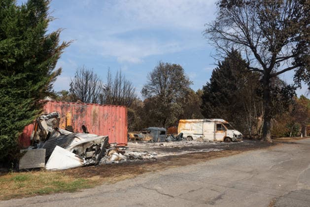 Fires in Gironde: One of the many homes destroyed on Avenue du Bassin d Arcachon in Le Porge, Gironde, on July 30, 2026. Jean Marc LHOMER Bestimage. Images of the damage caused by the fires ravaging the Gironde region of France.  Copyright: xJean-MarcxLhomerx xBestimagexJean-MarcxLhomerx xBestimagex