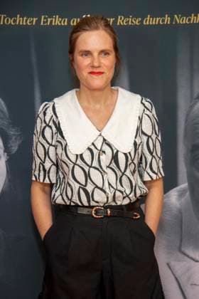 ABB VATERLAND- Fritzi Haberlandt Schauspielerin zu Gast auf dem roten Teppich bei der Berliner Kino Film Premiere des Filmes Vaterland im Delphi Kino Berlin den 30.07.2026 Berlin Deutschland *** ABB VATERLAND: Actress Fritzi Haberlandt made a guest appearance on the red carpet at the Berlin film premiere of *Vaterland* at the Delphi Cinema in Berlin on July 30, 2026, Berlin, Germany