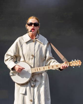 July 30, 2026, Chicago, Illinois, USA: Musician AUDREY HOBERT during the Lollapalooza Music Festival at Grant Park in Chicago, Illinois Chicago USA  - ZUMAs135 20260730_zap_s135_172 Copyright: xDanielxDeSloverx