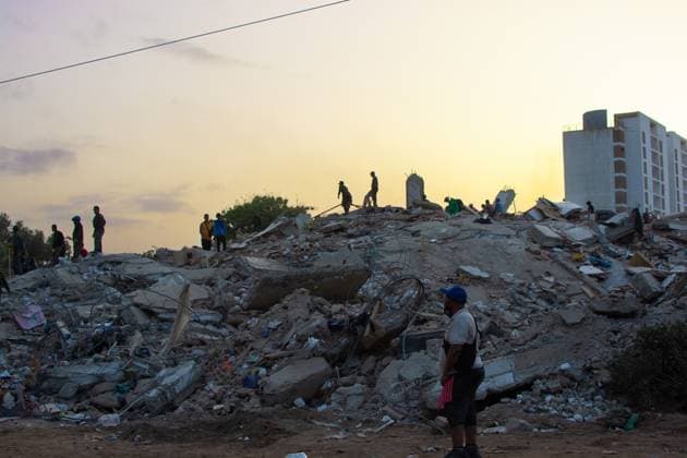 Un mes desde el terremoto. LA GUAIRA CARACAS, Venezuela July 2026: A documentary record chronicles the aftermath of the earthquake that struck Venezuela s La Guaira state and the capital, Caracas, from the second day following the disaster through one month of recovery efforts. The coverage documents the structural damage, the scale of the disaster, and the humanitarian response. Caracas Venezuela (Bolivarian Republic of) Copyright: x xFranyerxNievesx(Babel)x xJNAxPressx