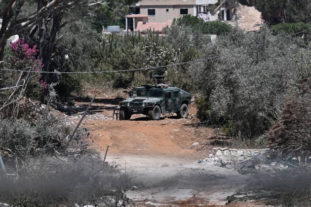 Extensive destruction in the ??southern Lebanon targeted by Israel with explosives BEAUFORT, LEBANON - JULY 31: Lebanese army troops take security measures in the nearby West Zotar area following Israeli military strikes using 700 tons of explosives overnight in the Shaqif (Beaufort) region of southern Lebanon on July 31, 2026. The powerful blasts caused severe destruction across the region. Houssam Shbaro Anadolu Beaufort Lebanon. Editorial use only. Please get in touch for any other usage.  Copyright: x2026xAnadoluxHoussamxShbarox