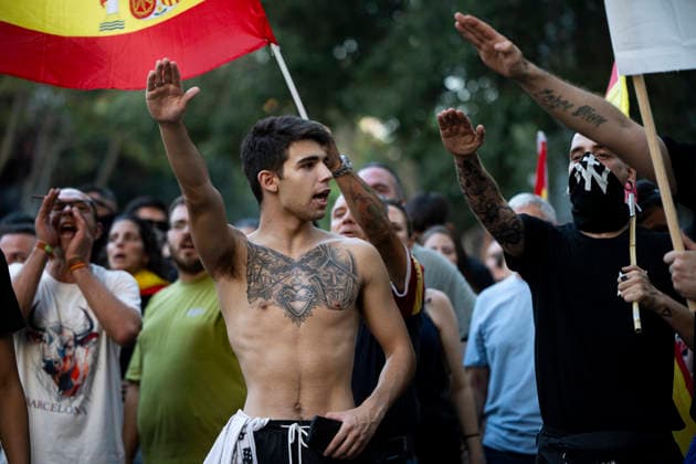 Protest Against the Migration Crisis Outside the Moroccan Consulate in Barcelona Several protesters gathered outside the Moroccan consulate on July 31, 2026, in Barcelona, Catalonia, Spain. The demonstration, organized by Núcleo Nacional, aims to express opposition to the migration crisis that has unfolded in Ceuta over the past few days, when more than 40,000 migrants swam across the Alboran Sea to enter Spanish territory. JULY 31, 2026 MOROCCAN CONSULATE MIGRANTS MIGRATION CRISIS CATALONIA NÚCLEO NACIONAL Lorena Sopê Barcelona Catalonia Barcelona Catalonia Spain  Copyright: xLorenaxSopÃªnax 7697792