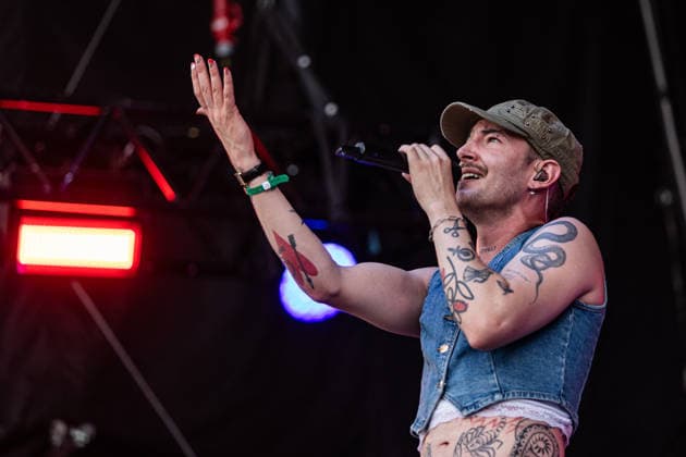 Green Juice Festival Bonn, 31.7.2026 Tristan Stadler von Raum27 -- Das Green Juice Festival in Bonn feiert 2026 seinen 18. Geburtstag. Vom kleinen Privatkonzert hat es sich inzwischen zu einer festen Größe im Bonner Veranstaltungskalender gemausert. Das Festival findet an zwei Tagen im Park von Bonn-Beuel-Vilich statt. Es gibt eine große Bühne, den 1Live-Sektor-Bus und eine Newcomer-Stage. Bonn Park Neu-Vilich NRW Deutschland *** Green Juice Festival Bonn, July 31, 2026, Tristan Stadler from Raum27 The Green Juice Festival in Bonn will celebrate its 18th anniversary in 2026. What started as a small private concert has since blossomed into a staple of Bonn’s event calendar. The festival takes place over two days in the park in Bonn Beu Copyright: xSebastianxDerixx