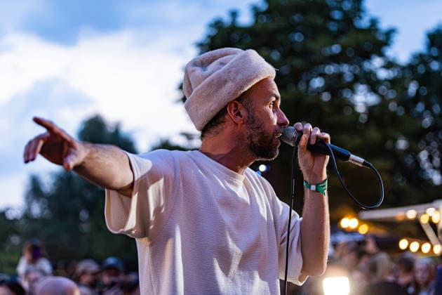 Green Juice Festival Bonn, 31.7.2026 Unangekündigtes Pop-Up-Konzert von OK Kid -- Das Green Juice Festival in Bonn feiert 2026 seinen 18. Geburtstag. Vom kleinen Privatkonzert hat es sich inzwischen zu einer festen Größe im Bonner Veranstaltungskalender gemausert. Das Festival findet an zwei Tagen im Park von Bonn-Beuel-Vilich statt. Es gibt eine große Bühne, den 1Live-Sektor-Bus und eine Newcomer-Stage. Bonn Park Neu-Vilich NRW Deutschland *** Green Juice Festival Bonn, July 31, 2026 Unannounced pop-up concert by OK Kid The Green Juice Festival in Bonn will celebrate its 18th anniversary in 2026. What started as a small private concert has since grown into a staple of Bonn’s event calendar. The festival takes place over two days in Copyright: xSebastianxDerixx