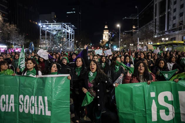 July 31, 2026, Santiago, Chile: Various feminist groups demonstrated in Santiago, Chile, against the bill proposing that women listen to the baby s heartbeat before undergoing an abortion. Santiago Chile  - ZUMAu105 20260731_zip_u105_010 Copyright: xManuelxUrzuax