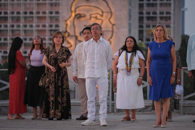 Colombian President Gustavo Petro Pays Tribute to José Martí in Havana LA HAVANA, CUBA – JULY 31: (----EDITORIAL USE ONLY – MANDATORY CREDIT – COLOMBIAN PRESIDENCY HANDOUT – NO MARKETING – NO ADVERTISING CAMPAIGNS – DISTRIBUTED AS A SERVICE TO CLIENTS----) Colombian President Gustavo Petro lays a floral wreath in tribute to Cuban national hero Jose Martí at the Plaza de la Revolucion in Havana, Cuba, on July 31, 2026. Colombian Presidency Anadolu Havana Cuba. Editorial use only. Please get in touch for any other usage.  Copyright: x2026xAnadoluxColombianxPresidencyx