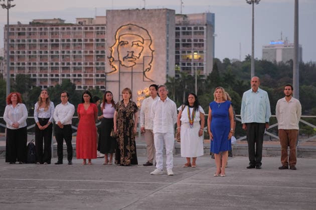 Colombian President Gustavo Petro Pays Tribute to José Martí in Havana LA HAVANA, CUBA – JULY 31: (----EDITORIAL USE ONLY – MANDATORY CREDIT – COLOMBIAN PRESIDENCY HANDOUT – NO MARKETING – NO ADVERTISING CAMPAIGNS – DISTRIBUTED AS A SERVICE TO CLIENTS----) Colombian President Gustavo Petro lays a floral wreath in tribute to Cuban national hero Jose Martí at the Plaza de la Revolucion in Havana, Cuba, on July 31, 2026. Colombian Presidency Anadolu Havana Cuba. Editorial use only. Please get in touch for any other usage.  Copyright: x2026xAnadoluxColombianxPresidencyx