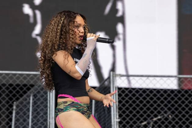 July 31, 2026, Chicago, Illinois, USA: JADAGRACE of PartyOf2 during the Lollapalooza Music Festival at Grant Park in Chicago, Illinois Chicago USA  - ZUMAs135 20260731_zap_s135_047 Copyright: xDanielxDeSloverx