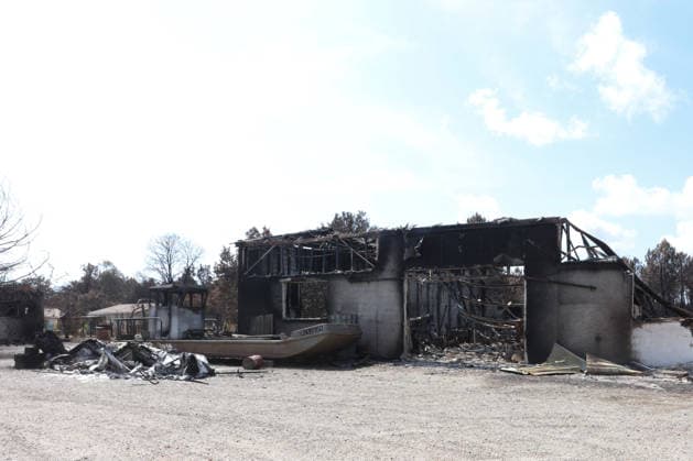 Fires in Gironde: One of the many homes and businesses destroyed on Avenue du Bassin d Arcachon in Le Porge, Gironde, on July 31, 2026. Jean Marc LHOMER, Bestimage France  Copyright: xJean-MarcxLhomerx xBestimagexJean-MarcxLhomerx xBestimagex