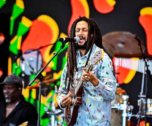 Julian Marley performing on the Main Stage at Reggaeland Festival Day 1 at Milton Keynes National Bowl on 31st July 2026 Julian Marley performing on the Main Stage at Reggaeland Festival Day 1 at Milton Keynes National Bowl on 31st July 2026, Credit:Laura Rose Avalon  Copyright: xLauraxRosex xAvalonx 1120042278