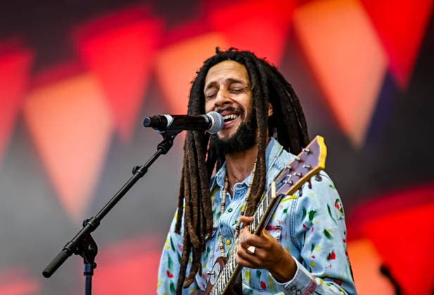 Julian Marley performing on the Main Stage at Reggaeland Festival Day 1 at Milton Keynes National Bowl on 31st July 2026 Julian Marley performing on the Main Stage at Reggaeland Festival Day 1 at Milton Keynes National Bowl on 31st July 2026, Credit:Laura Rose Avalon  Copyright: xLauraxRosex xAvalonx 1120042303