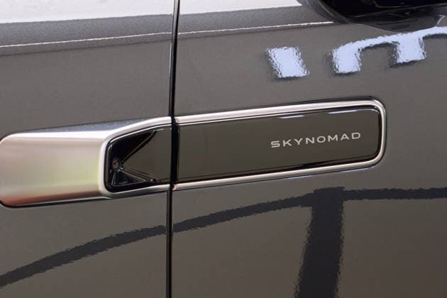 Xiaomi SKYNOMAD SUV Vehicle SHANGHAI, CHINA - AUGUST 1, 2026 - The newly released SKYNOMAD SUV new energy vehicle by Xiaomi showcased in the flagship store of Xiaomi Home, Shanghai, China on August 1, 2026. Shanghai Shanghai China  Copyright: xCFOTOx i1785605233172
