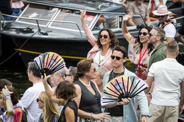 AMSTERDAM - Mayor of Amsterdam Femke Halsema during the Canal Parade. The boat parade is traditionally part of the Pride celebrations in the capital. REMKO DE WAAL ANP netherlands out - belgium out  Copyright: xx x564680942x originalFilename: 564680942.jpg