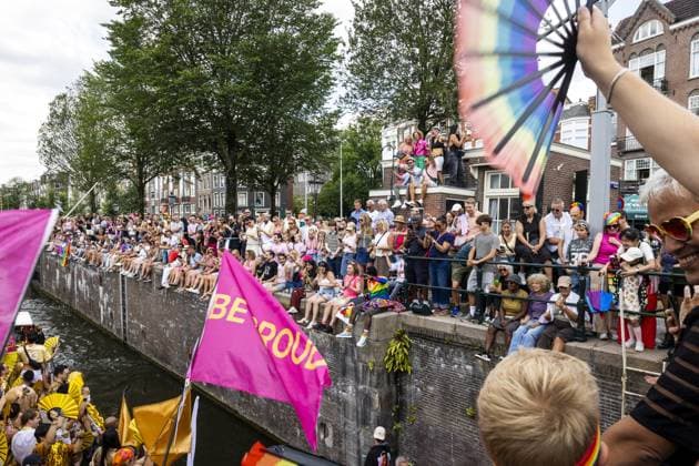 AMSTERDAM - Participants in the Canal Parade. The boat parade is traditionally part of the Pride celebrations in the capital. RAMON VAN FLYMEN ANP netherlands out - belgium out  Copyright: xx x564681318x originalFilename: 564681318.jpg