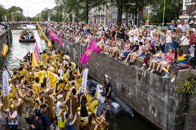 AMSTERDAM - Participants in the Canal Parade. The boat parade is traditionally part of the Pride celebrations in the capital. RAMON VAN FLYMEN ANP netherlands out - belgium out  Copyright: xx x564681339x originalFilename: 564681339.jpg