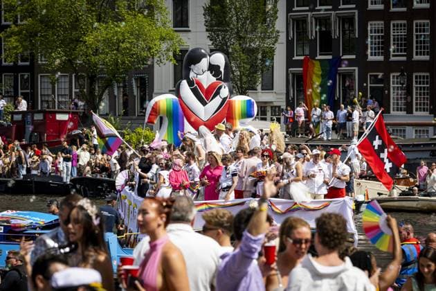 AMSTERDAM - Participants in the Canal Parade. The boat parade is traditionally part of the Pride celebrations in the capital. REMKO DE WAAL ANP netherlands out - belgium out  Copyright: xx x564682111x originalFilename: 564682111.jpg