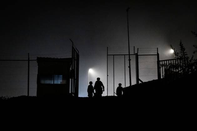 Migrant crossings continue at the Tarajal border during early morning hours CEUTA, SPAIN - AUGUST 1, 2026: The arrival of migrants across the Tarajal border continues during the early hours of Saturday morning in Ceuta. Authorities maintain security and monitoring devices at the border crossing amid the ongoing influx. Ceuta Spain Copyright: x xSamuelxVegax xJNAxPressx