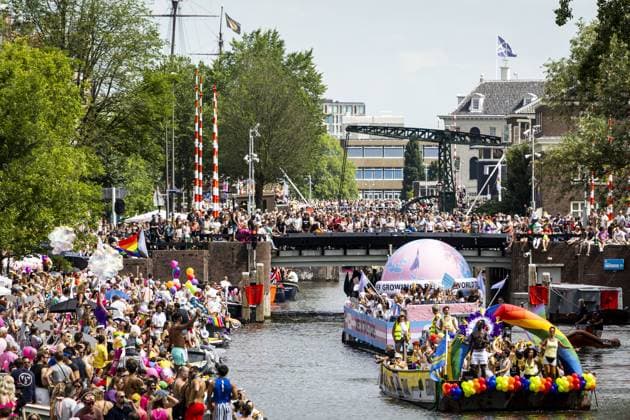 AMSTERDAM - Participants and spectators during the Canal Parade. The boat parade is traditionally part of the Pride celebrations in the capital. RAMON VAN FLYMEN ANP netherlands out - belgium out  Copyright: xx x564682494x originalFilename: 564682494.jpg
