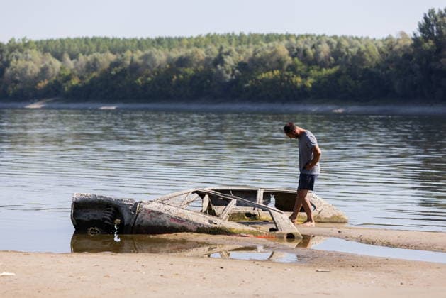 Batina 010826. Historically low water level of the Danube has revealed the remains of old cars, ships and weapons in its riverbed. Photo: Marin Franov CROPIX Copyright: xxMarinxFranovx batina_vodostaj20-010826