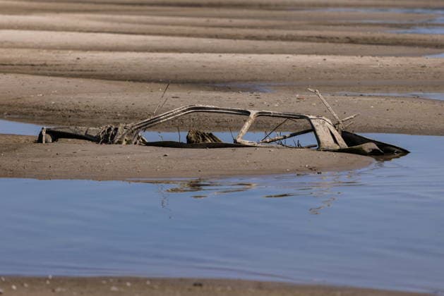 Batina 010826. Historically low water level of the Danube has revealed the remains of old cars, ships and weapons in its riverbed. Photo: Marin Franov CROPIX Copyright: xxMarinxFranovx batina_vodostaj41-010826