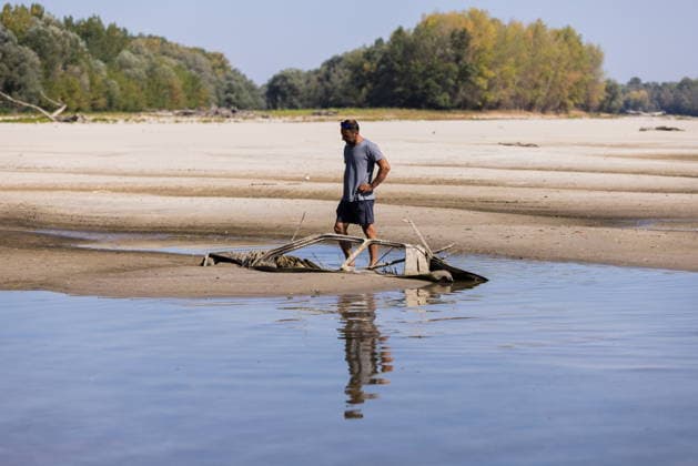 Batina 010826. Historically low water level of the Danube has revealed the remains of old cars, ships and weapons in its riverbed. Photo: Marin Franov CROPIX Copyright: xxMarinxFranovx batina_vodostaj49-010826