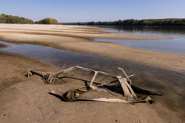 Batina 010826. Historically low water level of the Danube has revealed the remains of old cars, ships and weapons in its riverbed. Photo: Marin Franov CROPIX Copyright: xxMarinxFranovx batina_vodostaj54-010826