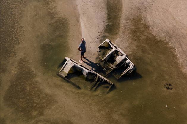 Batina 010826. Historically low water level of the Danube has revealed the remains of old cars, ships and weapons in its riverbed. Photo: Marin Franov CROPIX Copyright: xxMarinxFranovx batina_vodostaj64-010826
