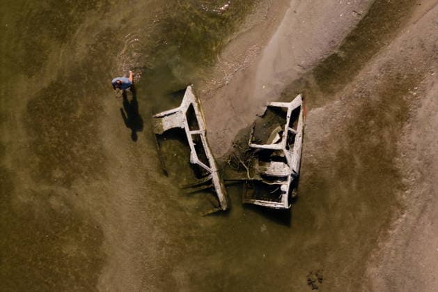 Batina 010826. Historically low water level of the Danube has revealed the remains of old cars, ships and weapons in its riverbed. Photo: Marin Franov CROPIX Copyright: xxMarinxFranovx batina_vodostaj66-010826