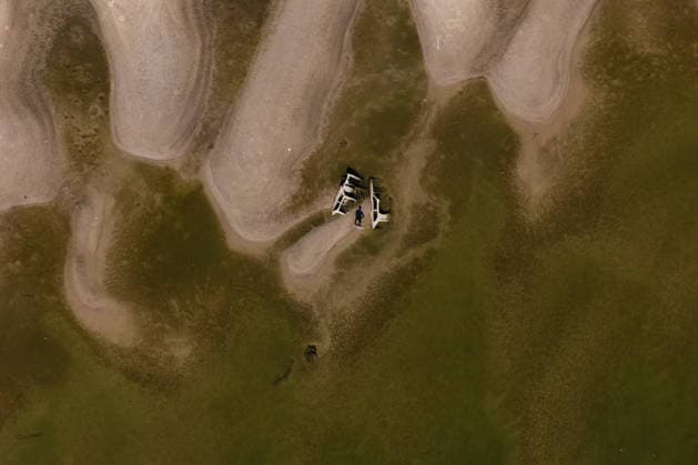 Batina 010826. Historically low water level of the Danube has revealed the remains of old cars, ships and weapons in its riverbed. Photo: Marin Franov CROPIX Copyright: xxMarinxFranovx batina_vodostaj70-010826