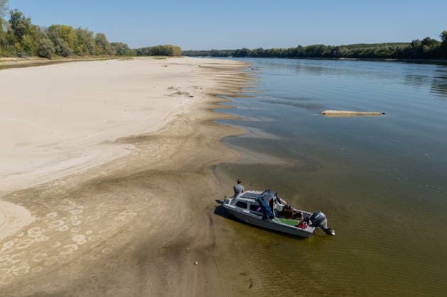 Batina 010826. Historically low water level of the Danube has revealed the remains of old cars, ships and weapons in its riverbed. Photo: Marin Franov CROPIX Copyright: xxMarinxFranovx batina_vodostaj84-010826