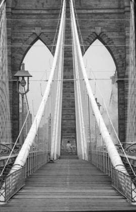 Brooklyn Bridge, New York City, NY, USA in June 1982 *** Brooklyn Bridge, New York City, NY, USA, in June 1982