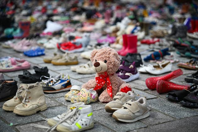 Thousands of shoes displayed on The Hague Beach in memory of children killed in Gaza THE HAGUE, NETHERLANDS - AUGUST 1: Thousands of shoes are placed on Scheveningen Beach during a public memorial to symbolize children killed in Gaza, in The Hagues, Netherlands on August 01, 2026. The installation, held near the Kurhaus, formed part of a peaceful demonstration calling attention to the humanitarian impact of the war, with participants gathering throughout the day to pay tribute and express solidarity. Mouneb Taim Anadolu The Hague Netherlands. Editorial use only. Please get in touch for any other usage.  Copyright: x2026xAnadoluxMounebxTaimx