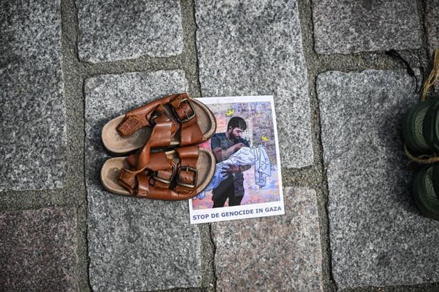 Thousands of shoes displayed on The Hague Beach in memory of children killed in Gaza THE HAGUE, NETHERLANDS - AUGUST 1: Thousands of shoes are placed on Scheveningen Beach during a public memorial to symbolize children killed in Gaza, in The Hagues, Netherlands on August 01, 2026. The installation, held near the Kurhaus, formed part of a peaceful demonstration calling attention to the humanitarian impact of the war, with participants gathering throughout the day to pay tribute and express solidarity. Mouneb Taim Anadolu The Hague Netherlands. Editorial use only. Please get in touch for any other usage.  Copyright: x2026xAnadoluxMounebxTaimx