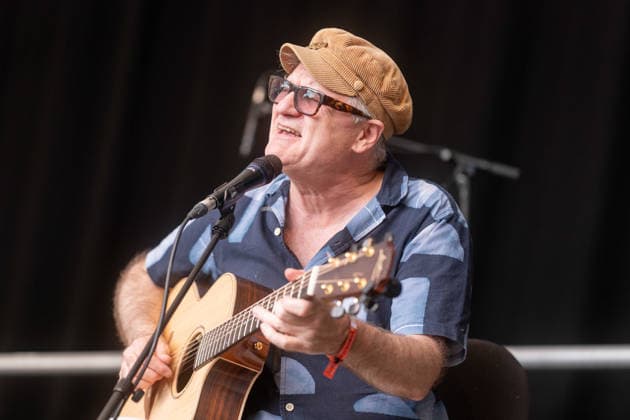 Nick Harper in concert at Cambridge Folk Festival at Cherry Hinton Hall Park in Cambridge, UK on 01 August 2026 Nick Harper performing with Nick Harper in concert at Cambridge Folk Festival at Cherry Hinton Hall Park in Cambridge, UK on 01 August 2026, Credit:Stephen Keable Avalon UK, Cambridgeshire, Cambridge, Cherry Hinton Hall Park  Copyright: xStephenxKeablex xAvalonx 1120137794