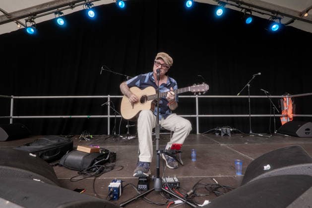 Nick Harper in concert at Cambridge Folk Festival at Cherry Hinton Hall Park in Cambridge, UK on 01 August 2026 Nick Harper performing with Nick Harper in concert at Cambridge Folk Festival at Cherry Hinton Hall Park in Cambridge, UK on 01 August 2026, Credit:Stephen Keable Avalon UK, Cambridgeshire, Cambridge, Cherry Hinton Hall Park  Copyright: xStephenxKeablex xAvalonx 1120137837