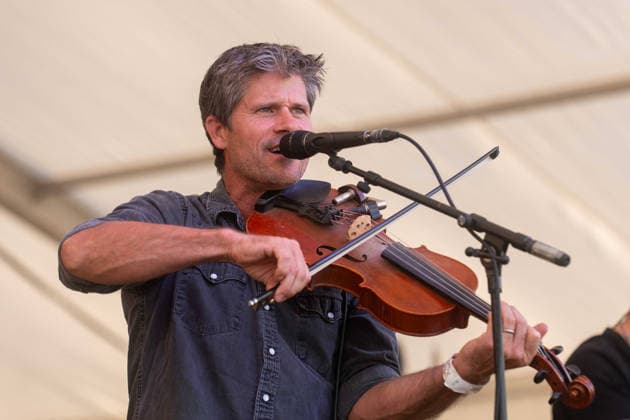Seth Lakeman in concert at Cambridge Folk Festival at Cherry Hinton Hall Park in Cambridge, UK on 01 August 2026 Seth Lakeman performing with Seth Lakeman in concert at Cambridge Folk Festival at Cherry Hinton Hall Park in Cambridge, UK on 01 August 2026, Credit:Stephen Keable Avalon UK, Cambridgeshire, Cambridge, Cherry Hinton Hall Park  Copyright: xStephenxKeablex xAvalonx 1120160152