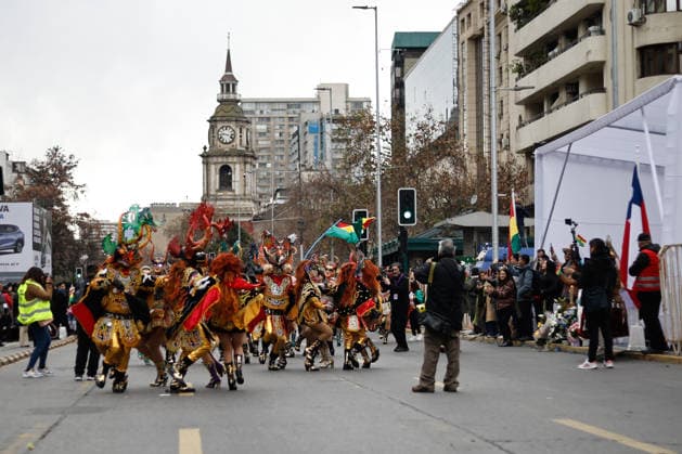 Santiago, August 1, 2026: Carnival in honor of the Virgin of Copacabana along the Alameda, a Bolivian tradition that goes hand in hand with Bolivia’s national holidays, featuring colorful traditional costumes from the region. Diego Martin Aton, Chile; Aton 1177149 jpeg  Copyright: DIEGOxMARTIN ATONxCHILE