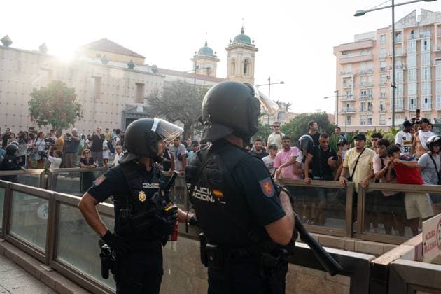 August 1, 2026, Ceuta, Spain: Demonstrators gather in Ceuta to protest against far-right groups following calls for an anti-immigration rally after the arrival of tens of thousands of migrants. Authorities blocked the entry of members of the group Nucleo Nacional, while activist Alvise Perez entered the city and later left under police escort. Ceuta Spain - ZUMAq101 20260801_zna_q101_215 Copyright: xMarioxMorenox