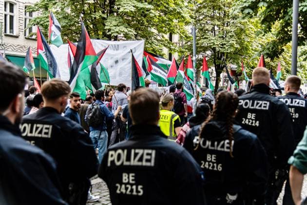 August 1, 2026, Berlin, Germany: BERLIN, Germany Ã¢â‚¬ August 2026: Thousands of people march through the Prenzlauer Berg district of Berlin in solidarity with Palestine and against the ongoing war in Gaza. The demonstration, attended by families, children, and elderly participants, took place under heavy police presence. A counter-demonstration was also held by pro-Zionist groups, with police monitoring both gatherings. Berlin Germany - ZUMAq101 20260801_zna_q101_250 Copyright: xAndro SxTrujillox