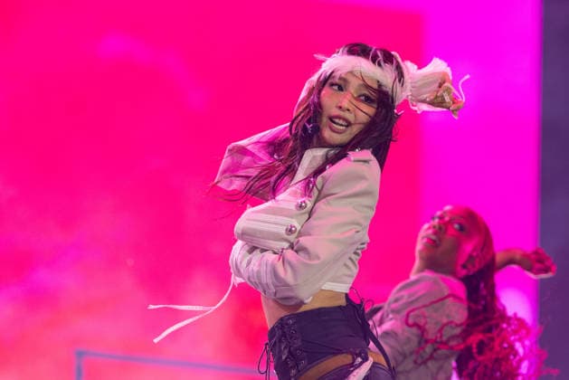 August 1, 2026, Chicago, Illinois, USA: South Korean singer JENNIE (JENNIE KIM) during the Lollapalooza Music Festival at Grant Park in Chicago, Illinois Chicago USA  - ZUMAs135 20260801_zap_s135_020 Copyright: xDanielxDeSloverx