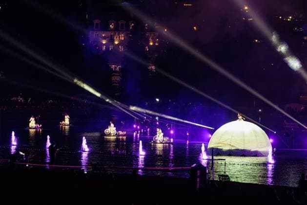 ANNECY LAKE FESTIVAL PHOTOPQR LE DAUPHINE Grégory YETCHMENIZA Annecy August 1, 2026 Annecy, Haute-Savoie, August 1: The lakeside part of the city once again sparkles with the fireworks of the Annecy Lake Festival—a 1-hour-and-10-minute show to appreciate the magic of the setting and the perfect harmony between music, fireworks, and drones. Albigny Bay becomes the setting for the largest pyrotechnic display. Grégory Yetchmeniza, Le Dauphiné Libéré, Annecy, Haute-Savoie, August 1 The lakeside city is once again ablaze with the lights of the Lake Festival. A 70-minute show allows spectators to savor the magic of the setting and the perfect harmony between music, fireworks, and drones. Albigny Bay becomes the stage for this spectacular pyrotec  Copyright: xPHOTOPQR LExDAUPHINE MAXPPPxGrégoryxYETCHMENIZAx 20260802JDL3340 20260802JDL3340
