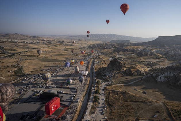 Cappadocia Balloon Festival concludes with colorful scenes NEVSEHIR, TURKIYE - AUGUST 2: A view of balloons during the 7th Cappadocia Balloon Festival concluded with the participation of 30 special-shaped hot air balloons brought from Turkiye and abroad in Nevsehir, Turkiye, on August 2, 2026. As part of the festival, sunrise demonstration flights over Goreme featured heart, owl, parrot, rocket, and globe-shaped balloons, creating colorful scenes above the region s iconic fairy chimneys and attracting the attention of both local and international visitors. Osmancan Gurdogan Anadolu Nevsehir Turkey. Editorial use only. Please get in touch for any other usage.  Copyright: x2026xAnadoluxOsmancanxGurdoganx