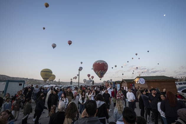 Cappadocia Balloon Festival concludes with colorful scenes NEVSEHIR, TURKIYE - AUGUST 2: A view of balloons during the 7th Cappadocia Balloon Festival concluded with the participation of 30 special-shaped hot air balloons brought from Turkiye and abroad in Nevsehir, Turkiye, on August 2, 2026. As part of the festival, sunrise demonstration flights over Goreme featured heart, owl, parrot, rocket, and globe-shaped balloons, creating colorful scenes above the region s iconic fairy chimneys and attracting the attention of both local and international visitors. Osmancan Gurdogan Anadolu Nevsehir Turkey. Editorial use only. Please get in touch for any other usage.  Copyright: x2026xAnadoluxOsmancanxGurdoganx