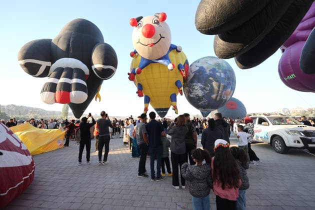 Cappadocia Balloon Festival concludes with colorful scenes NEVSEHIR, TURKIYE - AUGUST 2: A view of balloons during the 7th Cappadocia Balloon Festival concluded with the participation of 30 special-shaped hot air balloons brought from Turkiye and abroad in Nevsehir, Turkiye, on August 2, 2026. As part of the festival, sunrise demonstration flights over Goreme featured heart, owl, parrot, rocket, and globe-shaped balloons, creating colorful scenes above the region s iconic fairy chimneys and attracting the attention of both local and international visitors. Behcet Alkan Anadolu Nevsehir Turkey. Editorial use only. Please get in touch for any other usage.  Copyright: x2026xAnadoluxBehcetxAlkanx