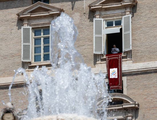 August 2, 2026, Vatican City: Pope Leo XIV leads his Angelus prayer from the window of his office overlooking Saint Peter s Square, Vatican City, 2 August 2026. ANSA GIUSEPPE LAMI. Vatican City  - ZUMAa110 20260802_zaf_a110_004 Copyright: xGiuseppexLamix