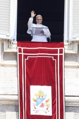 Pope Leo XIV expresses concern over migrant crisis in Ceuta VATICAN CITY, VATICAN, AUGUST 02: Pope Leo XIV waves to the faithful after celebrating the Angelus noon prayer from his studio window overlooking St. Peter s Square at the Vatican, August 02, 2026. Speaking in Spanish, the Pope expressed concern over the alarming situation in Ceuta, the Spanish autonomous city on the northern coast of Africa, where in recent days tens of thousands of people have attempted to cross by sea from Morocco and at least 67 have died. Riccardo De Luca Anadolu Vatican City Vatican. Editorial use only. Please get in touch for any other usage.  Copyright: x2026xAnadoluxRiccardoxDexLucax
