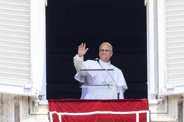 Pope Leo XIV expresses concern over migrant crisis in Ceuta VATICAN CITY, VATICAN, AUGUST 02: Pope Leo XIV waves to the faithful after celebrating the Angelus noon prayer from his studio window overlooking St. Peter s Square at the Vatican, August 02, 2026. Speaking in Spanish, the Pope expressed concern over the alarming situation in Ceuta, the Spanish autonomous city on the northern coast of Africa, where in recent days tens of thousands of people have attempted to cross by sea from Morocco and at least 67 have died. Riccardo De Luca Anadolu Vatican City Vatican. Editorial use only. Please get in touch for any other usage.  Copyright: x2026xAnadoluxRiccardoxDexLucax