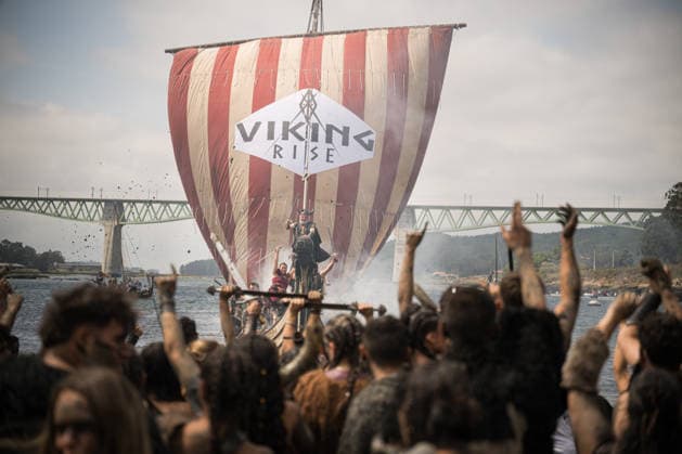 Landing Ceremony of the 66th Viking Pilgrimage in Catoira, Pontevedra: Several people during the Viking Landing Ceremony of the 66th Viking Pilgrimage in Catoira, on August 2, 2026, in Catoira, Pontevedra, Galicia, Spain. The Viking Landing festival in Catoira, also known as the Viking Pilgrimage, is one of Galicia’s most unique and renowned celebrations, designated as an Event of International Tourist Interest. Its history and significance stem from Catoira’s strategic location at the mouth of the Ulla River, near the Torres del Oeste, a fortress built between the 9th and 13th centuries to defend access to the heart of Galicia and, in particular, to Santiago de Compostela, against attacks by Vikings, Norman pirates, and Saracens. AUGUST 2  Copyright: xElenaxFernandezx 7699342