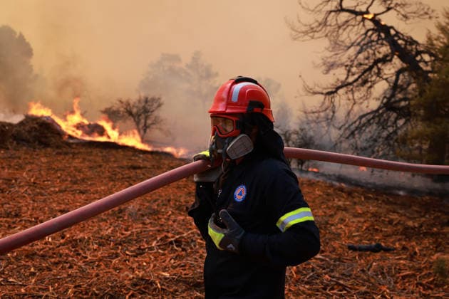 Firefighters battle wildfire in Greece s Viotia VIOTIA, GREEE - AUGUST 2: Firefighters battle a wildfire burning near Porto Germeno, 70 kilometres northwest of Athens in the region of Viotia, Greece, on August 2, 2026. Costas Baltas Anadolu Viotia Greece. Editorial use only. Please get in touch for any other usage.  Copyright: x2026xAnadoluxCostasxBaltasx