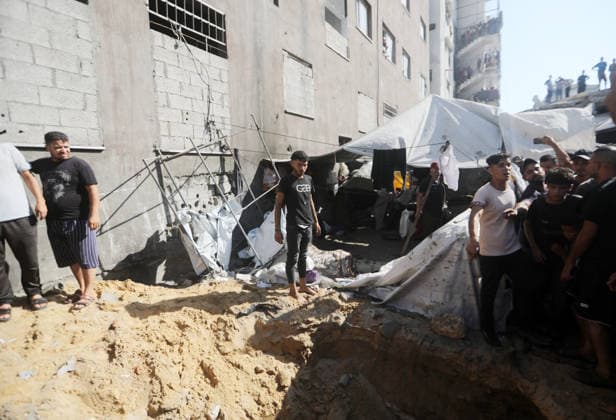 Paramedics recover casualties after Israeli strike on tent in Gaza City Paramedics and residents evacuate wounded Palestinians and recover bodies from the site of an Israeli airstrike that targeted a tent sheltering displaced people on al-Thawra Street in Gaza City on August 2, 2026, according to witnesses and local officials. Photo by Belal Osama apaimages Gaza Gaza Strip Palestinian Territory 020826_Gaza_BO_2_00(36) Copyright: xapaimagesxBelalxOsamax xapaimagesx